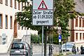 Seit dem 1.September ist die Zeller Straße für Autofahrer und Lkws stadteinwärts gesperrt. Doch am Dienstagmittag hielt sich kaum ein Autofahrer an die Einbahnregelung.