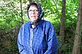 Sabine Scharfenberger schlüpft in Mellrichstadt in die Rolle der Gäns-Franzl &ndash; im Bild an der Teufelsquelle am Großenberg.