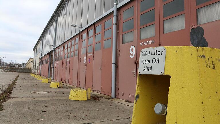 Die ehemalige Panzerhalle 237 soll im Rahmen einer Landesgartenschau zur Blumen- und Gastronomiehalle umgebaut werden. Die ehemalige Panzerhalle 237 soll im Rahmen einer Landesgartenschau zur Blumen- und Gastronomiehalle umgebaut werden.