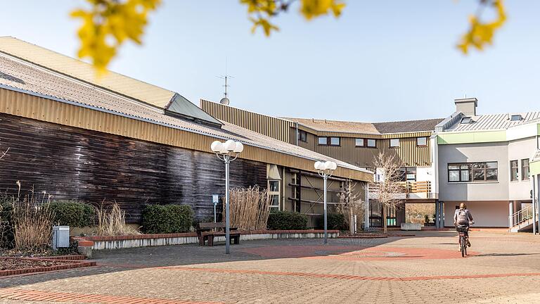 Die Tennishalle in Margetshöchheim hat einen neuen Eigentümer.