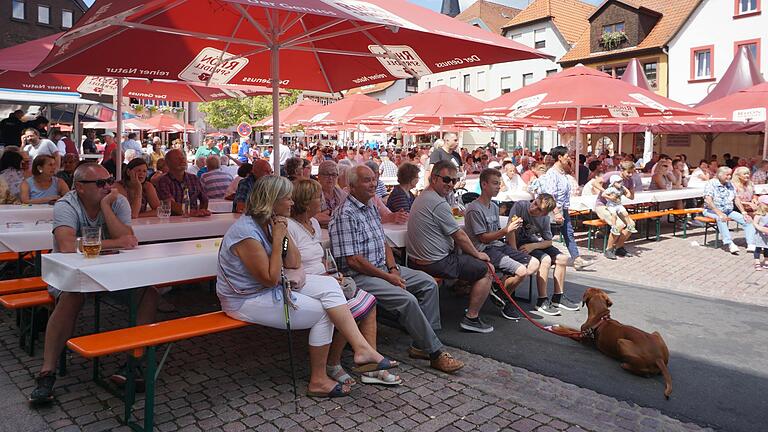 Ein großes Stadtfest kann es in diesem Jahr in Bischofsheim nicht geben. Kleinere attraktive Alternativangebote sind geplant (Archivfoto).