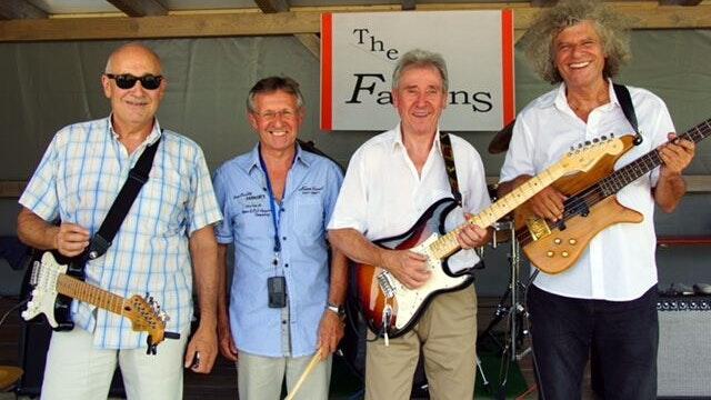 &nbsp;'The Falcons' mit Dieter Hufnagel (Sologitarre), Robert Brussig (Sologitarre), Arnold Frey (Schlagzeug) und Wolfgang Popp (Bassgitarre).