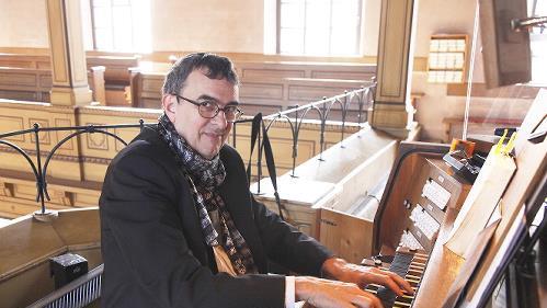 Kirchenmusikdirektor Jörg Wöltche gibt am 15. September in der Erlöserkirche ein Orgelkonzert.       -  Kirchenmusikdirektor Jörg Wöltche gibt am 15. September in der Erlöserkirche ein Orgelkonzert.