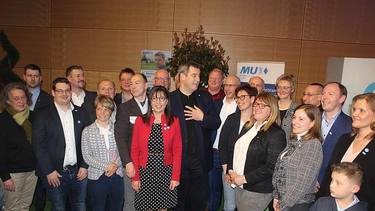 Beim Politischen Ascherdonnerstag des CSU-Kreisverbandes Kitzingen war diesmal Bayerns Ministerpräsident Markus Söder zu Gast in der Wiesentheider Seigerwaldhalle.