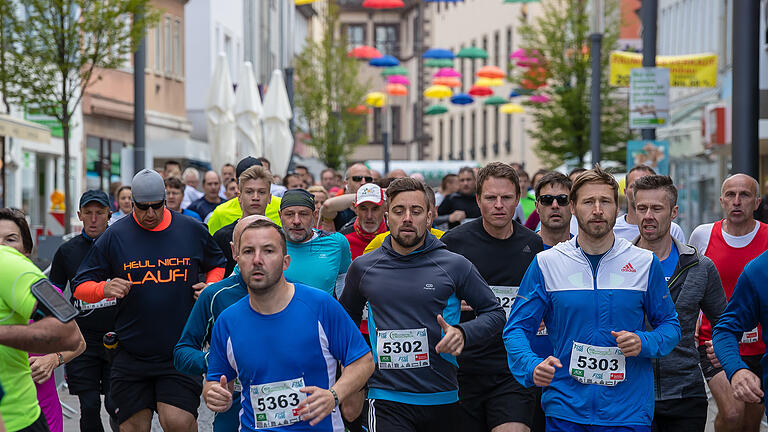 So viele Teilnehmer wie noch nie hatte der MainCityRun 2019. Ein Lauf für alle – vom Hobbyläufer bis hin zum amibitonierten Sportler.