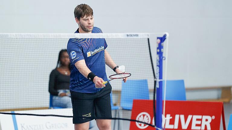 Michael Fuchs ist der bekannteste Spieler im Badminton-Team des TV Marktheidenfeld. Der 42-Jährige hat zweimal an Olympischen Spielen teilgenommen. Michael Fuchs ist der bekannteste Spieler im Badminton-Team des TV Marktheidenfeld. Der 42-Jährige hat zweimal an Olympischen Spielen teilgenommen.