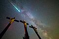 Motty Henoch ist in der Zeit der Perseiden 2020 dieser Schnappschnuss eines Meteors am Kreuzberg gelungen.