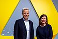 Commerzbank-Spitze       -  Manfred Knof, Vorstandsvorsitzender der Commerzbank, tritt zum Monatsende ab - Finanzchefin Bettina Orlopp übernimmt (Archivbild).