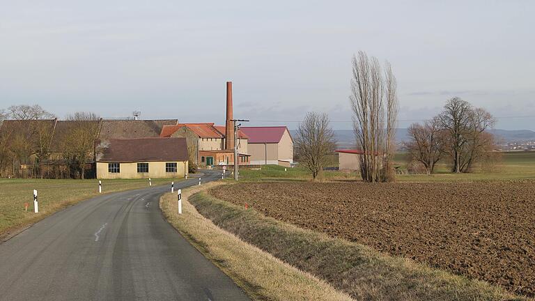 Rund um das Schönborn'sche Hofgut Wadenbrunn soll ein riesiger Solarpark auf einer Fläche von 130 Hektar entstehen. Rund um das Schönborn'sche Hofgut Wadenbrunn soll ein riesiger Solarpark auf einer Fläche von 130 Hektar entstehen.