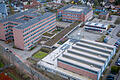 Hat der Landkreis ausreichend Finanzmittel, um Gymnasium (links im Bild), Realschule (oben Mitte) und Main-Spessart-Halle (unten rechts) abzureißen und neu zu bauen?
