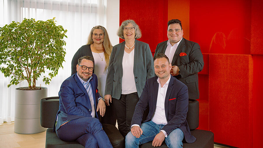 Die Sparkasse Mainfranken Würzburg unterstützt das Start-up WeSort.AI und drückt die Daumen bei der Verleihung des Deutschen Gründerpreises.