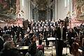 Der Bad Mergentheimer Kammerchor, das Orchester 'La Strada Armónica' und ein Solistenquintett spielten Stücke von Bach und Händel.