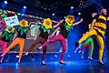 Die Antöner Narrenelf - Das Männerballett und die Biene Maja.
