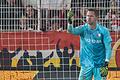 1. FC Union Berlin - VfL Bochum       -  Bochums Torwart Patrick Drewes wurde von einem Feuerzeug am Kopf getroffen.