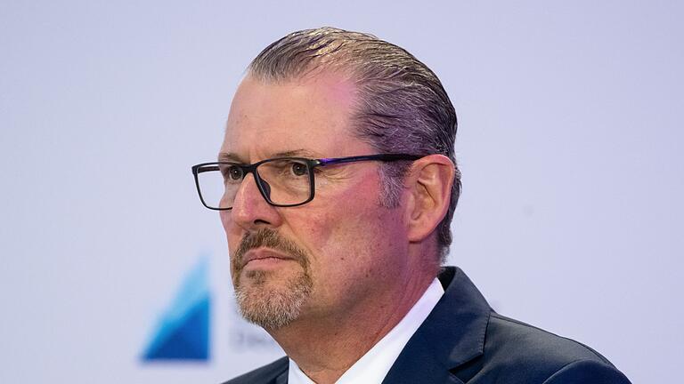 Rainer Dulger.jpeg - Arbeitgeberpräsident Rainer Dulger warnt vor einem Loch in der Rentenkasse. Rainer Dulger.jpeg - Arbeitgeberpräsident Rainer Dulger warnt vor einem Loch in der Rentenkasse.