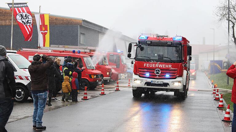 Begrüßung des neuen Fahrzeugs in Hafenlohr.