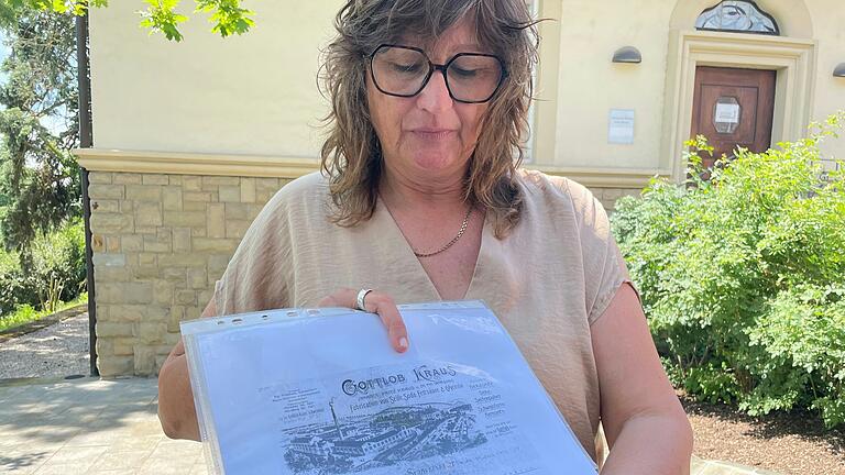 Martina Barth führt beim Tag der offenen Tür der Polizei und der benachbarten Ämter durch die ehemalige Wirsing-Villa. Hier ist jetzt eine Außenstelle des Arbeitsgerichtes Würzburg. Martina Barth führt beim Tag der offenen Tür der Polizei und der benachbarten Ämter durch die ehemalige Wirsing-Villa. Hier ist jetzt eine Außenstelle des Arbeitsgerichtes Würzburg.