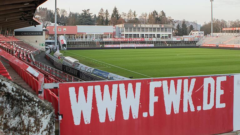An diesem Samstag erwarten die Würzburger Kickers den Karlsruher SC. An diesem Samstag erwarten die Würzburger Kickers den Karlsruher SC.