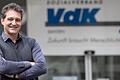 Carsten Vetter, Bezirksgeschäftsführer des Sozialverbands VdK in Unterfranken, vor der Geschäftsstelle im Würzburger Stadtteil Grombühl. Der VdK hat in Unterfranken über 100.000 Mitglieder.&nbsp;