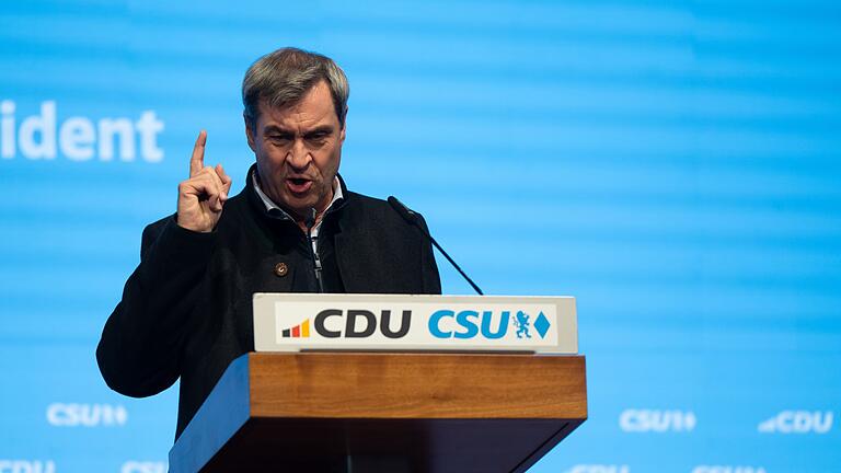 Wahlkampfabschluss von CSU und CDU für die Bundestagswahl       -  Demonstrative Geschlossenheit dominierte den Wahlkampfabschluss der Union in München.