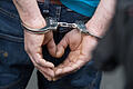 Symbolfoto: Nachdem er zwei Frauen begrapscht haben soll, wurde ein 31-Jähriger vorübergehend von der Polizei festgenommen, dann aber wieder in Freiheit entlassen.