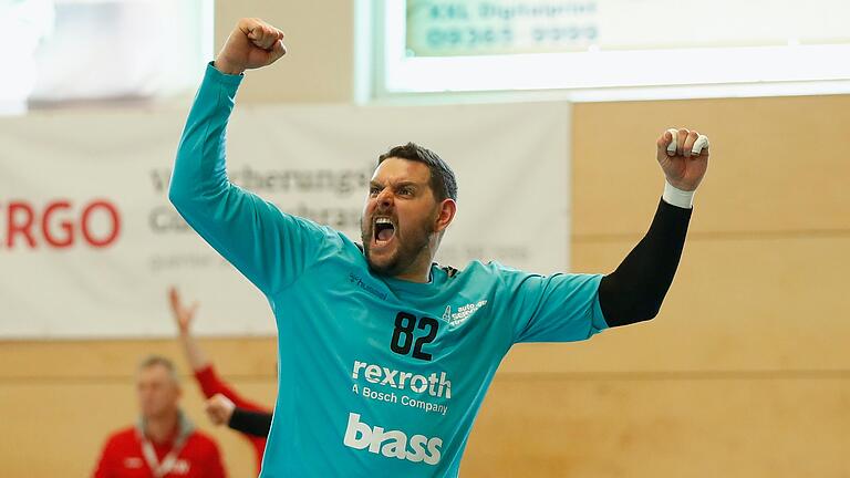 Tamas Szabo ist der einzige Lohrer Torwart im Aufgebot beim Auswärtsspiel in Regensburg. Tamas Szabo ist der einzige Lohrer Torwart im Aufgebot beim Auswärtsspiel in Regensburg.