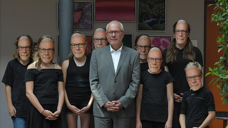 Szenen von der offiziellen Verabschiedung von Oberstudiendirektor Frank Kubitza als Schulleiter des Jack-Steinberger-Gymnasiums Bad Kissingen.