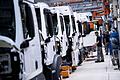 Lkw-Produktion bei VW-Tochter Traton       -  Die VW-Lkw-Holding Traton macht bessere Geschäfte als gedacht (Archivbild).