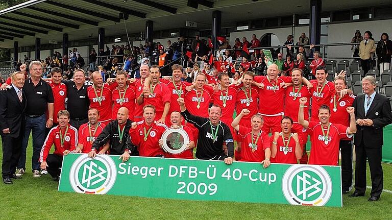 Auch deutscher Meister war Reiner Wirsching einmal: mit den Ü-40-Senioren des TSV Bergrheinfeld.