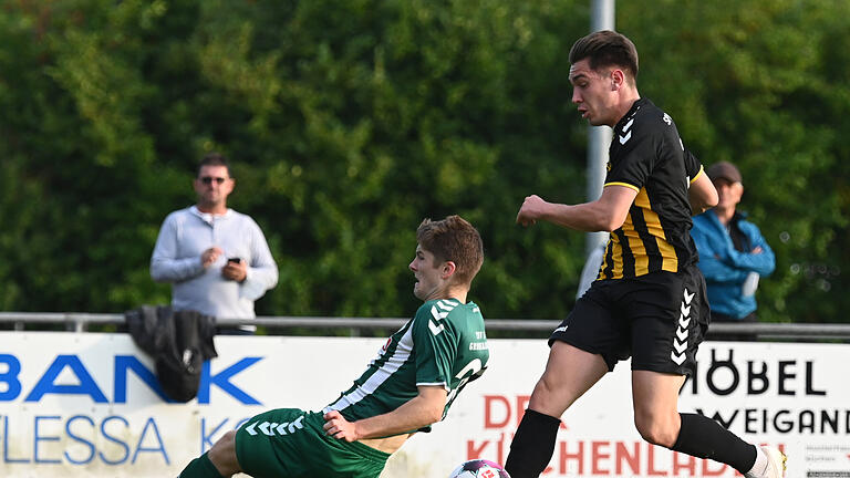 In der Fußball-Bayernliga Nord hat der TSV Großbardorf mit 2:1 gegen die SpVgg Bayern Hof gewonnen.