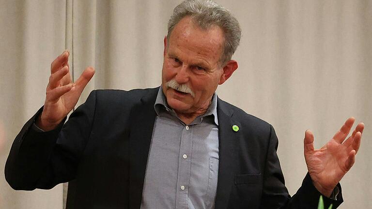 Auch der Schweinfurter Landtagsabgeordnete Paul Knoblach von den Grünen steht einer möglichen Erhöhung des Mindestlohns kritisch gegenüber. Auch der Schweinfurter Landtagsabgeordnete Paul Knoblach von den Grünen steht einer möglichen Erhöhung des Mindestlohns kritisch gegenüber.