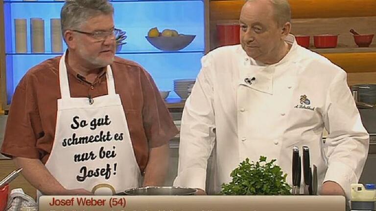 Fachsimpeln über Rehrücken mit Spätzle: Josef Weber und Star-Koch Alfons Schuhbeck am Montag in der &bdquo;Küchenschlacht&ldquo;.