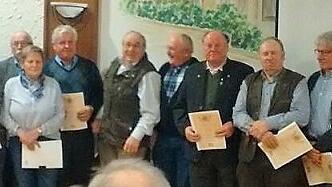 Etliche Mitglieder gehören dem Verband für landwirtschaftliche Fachbildung Uffenheim schon seit 50 Jahren an.