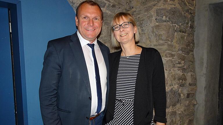 Blicken den Kommunalwahlen 2020 optimistisch entgegen: Zells frisch gewählte Bürgermeisterkandidatin Silvia Schlagmüller und Landratsbewerber Thomas Eberth. Blicken den Kommunalwahlen 2020 optimistisch entgegen: Zells frisch gewählte Bürgermeisterkandidatin Silvia Schlagmüller und Landratsbewerber Thomas Eberth.