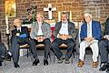 Gesprächsrunde mit Zeitzeugen zum Jubiläum der Lukaskirche im Steinbachtal: (im Bild von links) Moderator Pfarrer i. R. Werner Schindelin, Pfarrer i. R. Georg Schmitt, Peter Maurer, Walter Pfetscher, Franz Barwasser und Pfarrer Stephan Schmidt.