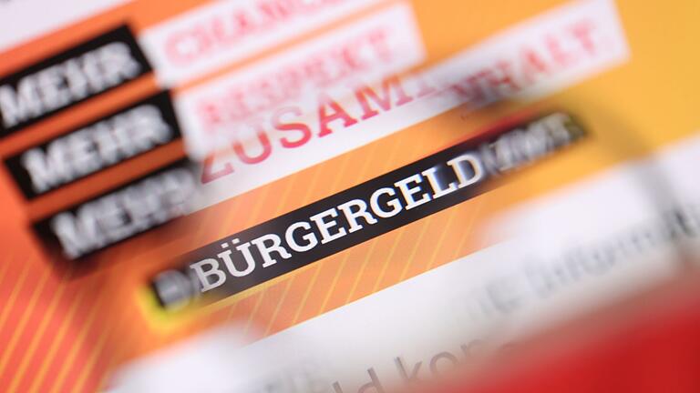Bürgergeld.jpeg       -  Ab Juli 2023 soll es zu einer Neuregelung beim Bürgergeld kommen. Derzeit ist das Vorhaben aber noch ein Gesetzesentwurf.