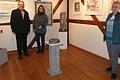 Auf der Suche nach dem Zauber des Lichts und des Augenblicks: die Künstler Degenhardt Endres und Ursula Mohr mit Claudia Cebulla, der&nbsp;Vorsitzenden des Gadenvereins, in der Ausstellung in der Gadengalerie.