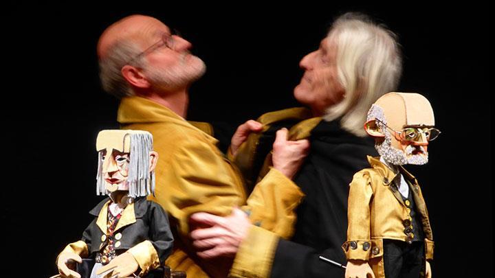 Thomas Glasmeyer ist mit seinem Puppentheater mit dem Stück 'Beggars Opera' am Samstag, 3. September, zu Gast beim Kunsthaus Bad Brückenau. Foto: Martin Menner       -  Thomas Glasmeyer ist mit seinem Puppentheater mit dem Stück 'Beggars Opera' am Samstag, 3. September, zu Gast beim Kunsthaus Bad Brückenau. Foto: Martin Menner
