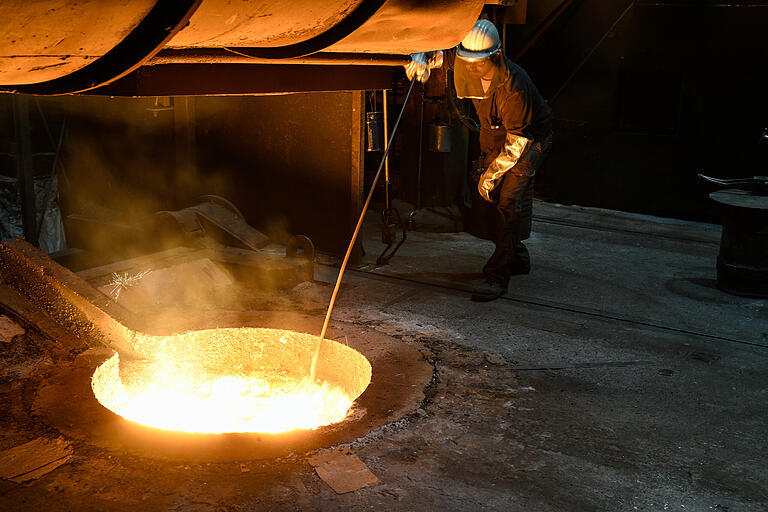Viel Energie braucht die Gießerei von Bosch Rexroth in Lohr. Das Unternehmen verwendet fast ausschließlich grünen Strom und hat vor kurzem in einen neuen Ofen investiert. (Archivfoto) Viel Energie braucht die Gießerei von Bosch Rexroth in Lohr. Das Unternehmen verwendet fast ausschließlich grünen Strom und hat vor kurzem in einen neuen Ofen investiert. (Archivfoto) 