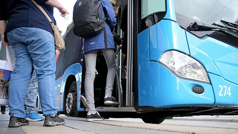 Der öffentliche Nahverkehr in Rhön-Grabfeld soll in Zukunft attraktiver werden.