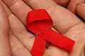 Weniger HIV-Infektionen       -  Seit 2001 stieg die Zahl registrierter HIV-Neuinfektionen in Deutschland stetig - nun ist sie erstmals wieder leicht gefallen. Foto: Patrick Pleul