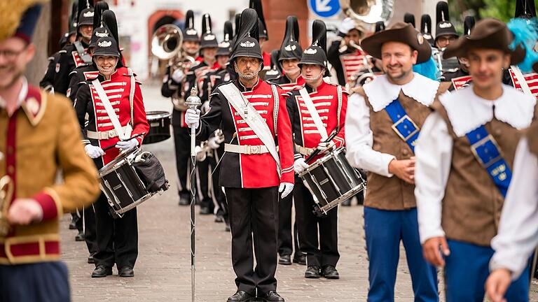 Karlstadt feier seine Verbindung mit Schweden beim Mittsommar Karlstadt feier seine Verbindung mit Schweden beim Mittsommar
