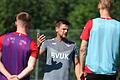 Trainer Torsten Ziegner bei einer Trainingseinheit in Ampflwang.