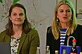 Nadine Hofmann (rechts) und Ann-Kathrin Murphy sind Klimaschutzmanagerinnen und wollen Grünsfeld in die Energieneutralität führen.