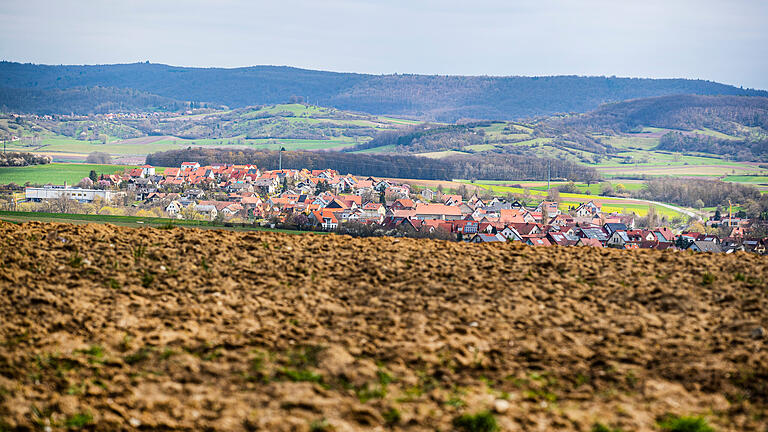 Neuer Vorstand beim Verschönerungsverein Oberhohenried Neuer Vorstand beim Verschönerungsverein Oberhohenried