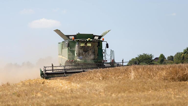 Was muss sich in Unterfrankens Landwirtschaft tun, damit sie für künftige Herausforderungen gewappnet ist? Antworten geben&nbsp;Marion Ruppaner vom Bund Naturschutz und&nbsp;Stefan Köhler vom Bayerischen Bauernverband.