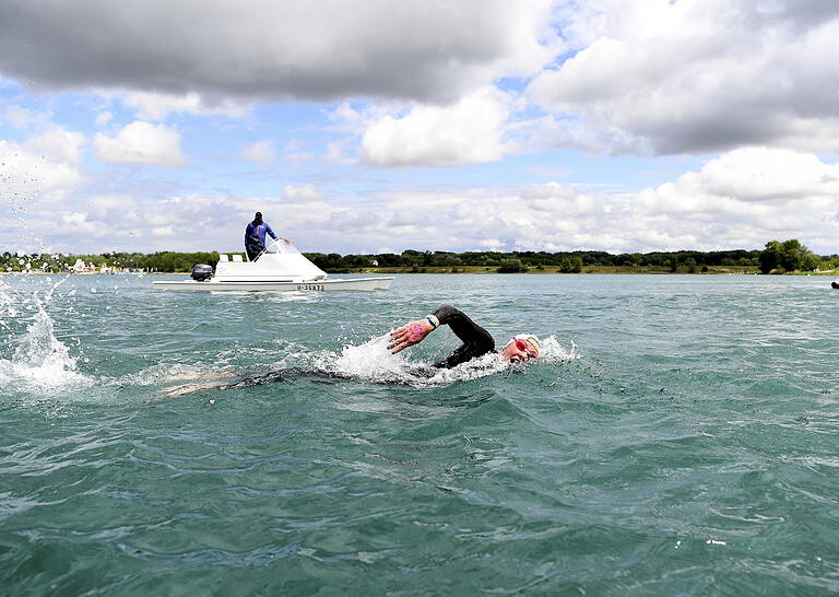 Auf und davon: Lea Boy kam über die 25 Kilometer im Freiwasser über eine Minute vor allen Konkurrentinnen ins Ziel.