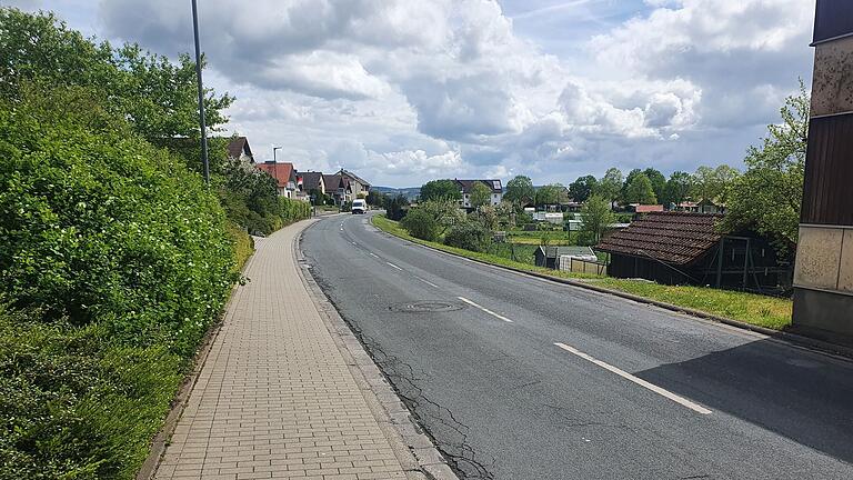 Die Seestraße wird saniert. Dafür wurden im Haushalt 2024 über 700.000 Euro eingestellt.