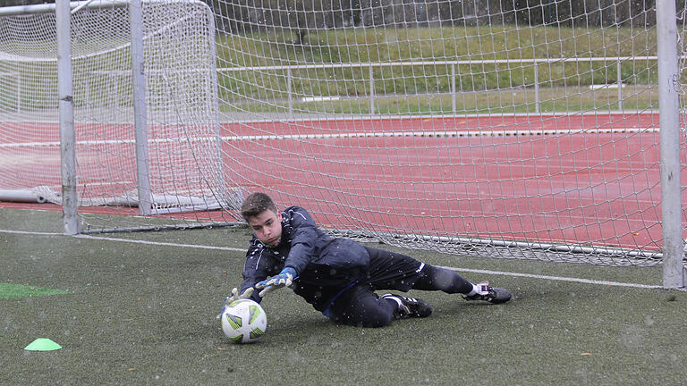 Max Greubel im Steilpass-Interview       -  Max Greubel kommt aus Ramsthal, spielt aber für den FC 06 Bad Kissingen.