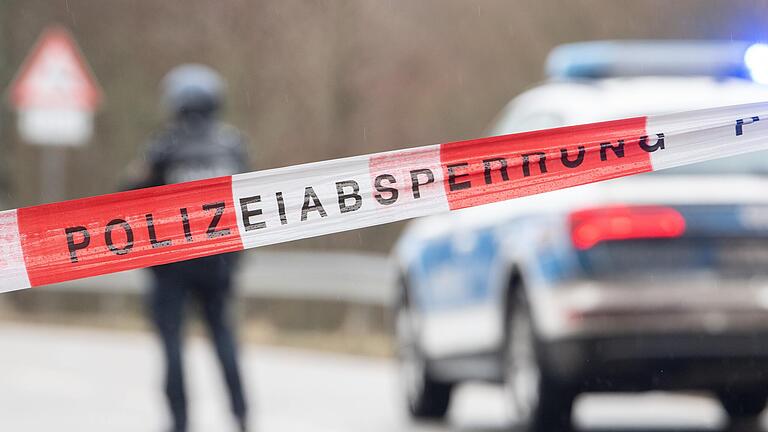 Die Kriminalpolizei hat im Fall des in Bad Kissingen entdeckten menschlichen Skeletts Ermittlungen aufgenommen.